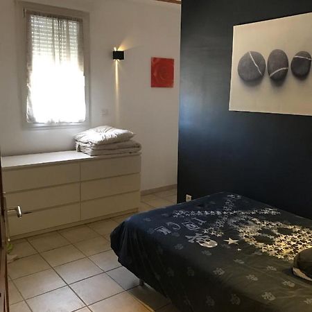 ChâteaurenardChambre Chez L Habitantアパートメント エクステリア 写真